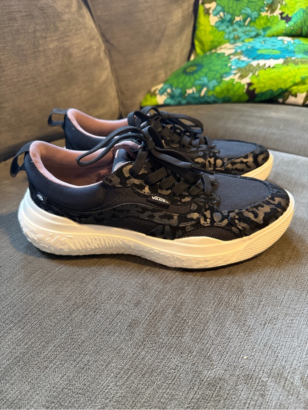 Vans UltraRange Neo VR3 Animal Black